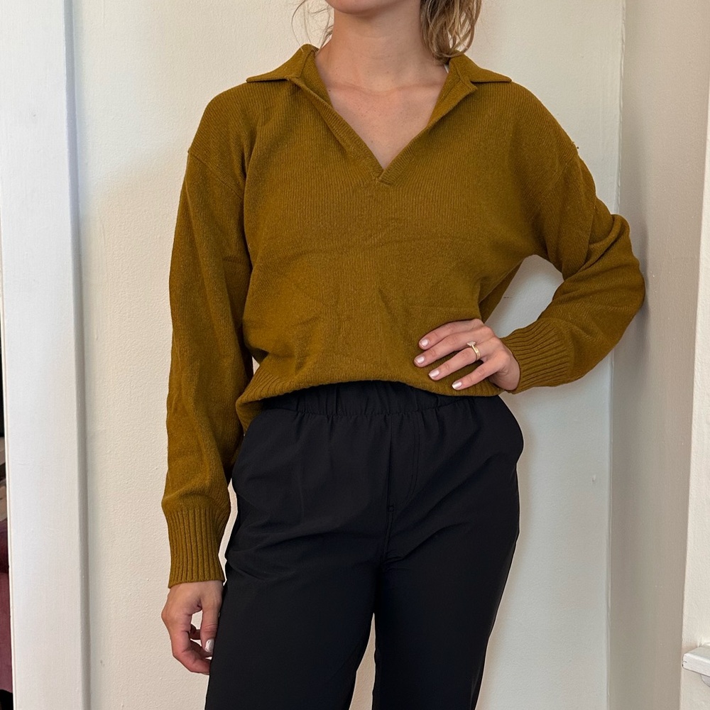 Everlane Olive Green Sweater